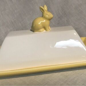Charming Easter Yellow Bunny Butter Dish Arlington plate 10”x5” 4.5”tall